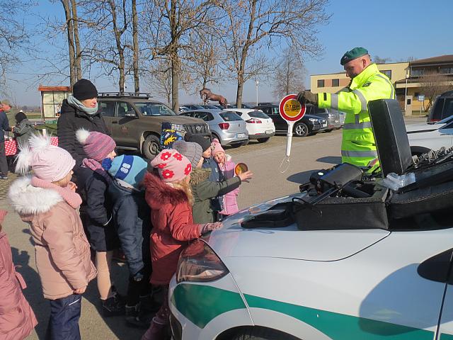 vojaška policija