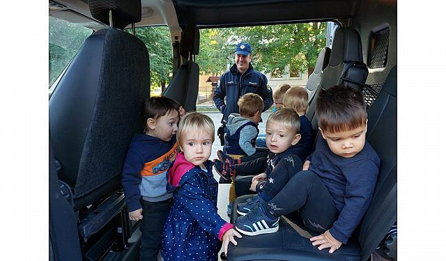 policijsko vozilo (4)