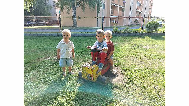 Igra na igrišču in igralih (1)