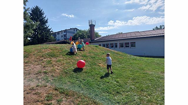 gibanje s hopy žogami (1)