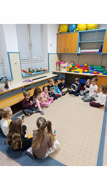 Glasbena dopoldnevnica - Raziskovalci (4)