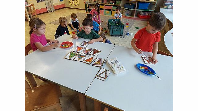 Izdelovanje voščilnic Muzikanti (2)