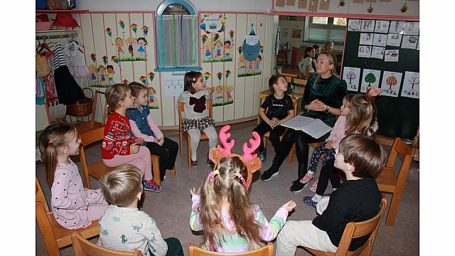 Reševanje ugank in peka slanega testa (mehurčki in žoge) (1)