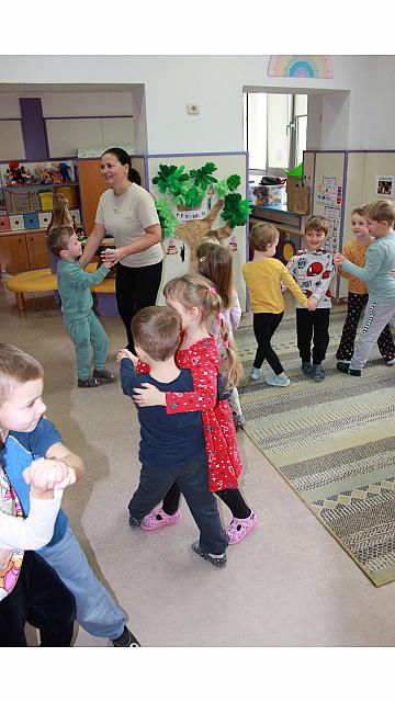 Plesna delavnica z Nino (ormoška) (5)