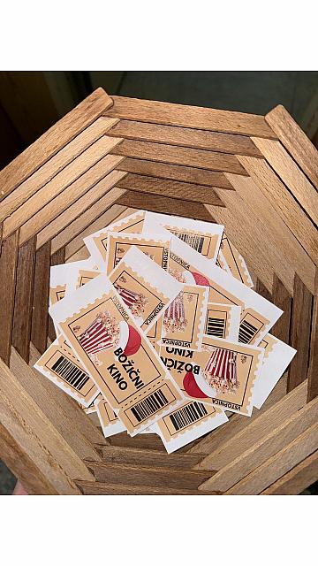 praznični kino - sovice, Pedenjpedi, lizike (2)