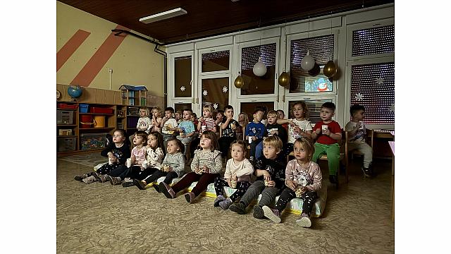 praznični kino - sovice, Pedenjpedi, lizike (4)