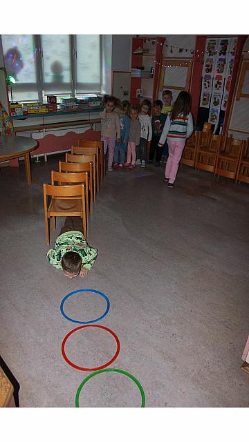 Gibalne postaje z zimskimi izzivi (žoge) (1)