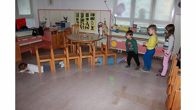 Gibalne postaje z zimskimi izzivi (žoge) (2)