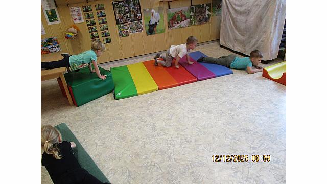 Pedenjpedi -gibalno dopoldne (1)