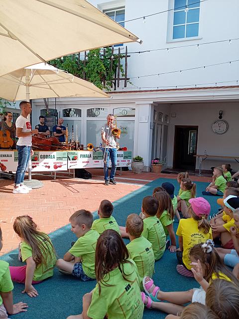 Glasbena šola se predstavi (13)