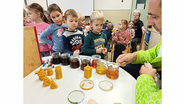 Čebelar - raziskovalci, mehurčki (3)