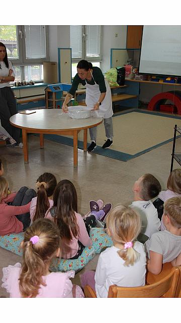 Od zrna do kruha (raziskovalci, mehurčki, žoge) (9)