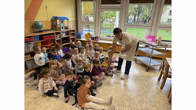 peka kruha (1) sovice, Pedenjpedi, lizike