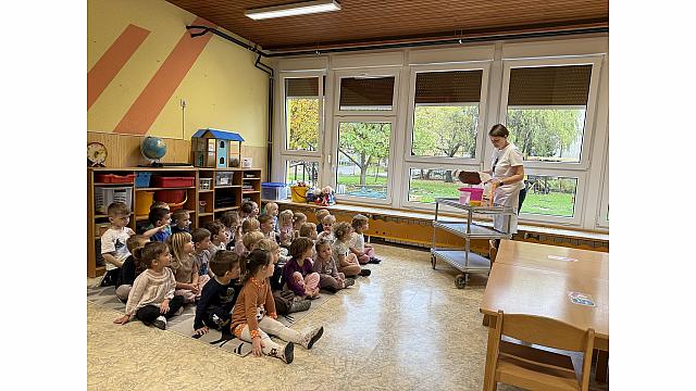 peka kruha (2) sovice, Pedenjpedi, lizike