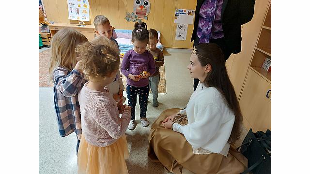 Obisk medene kraljice (12)