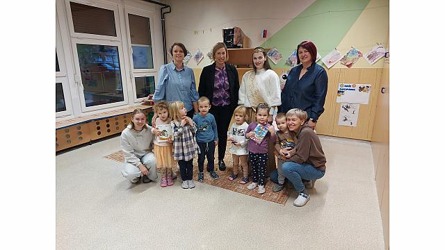 Obisk medene kraljice (2)