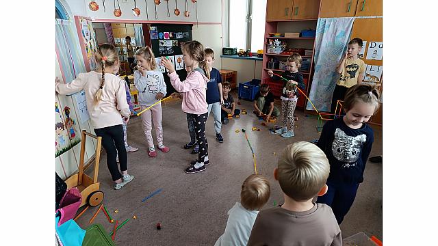 Dan odprtih vrat (6) - Raziskovalci, Mehurčki, Žoge