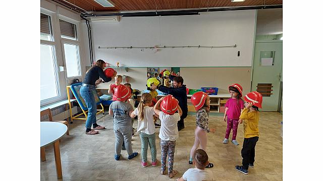obisk gasilca (2)muzikanti