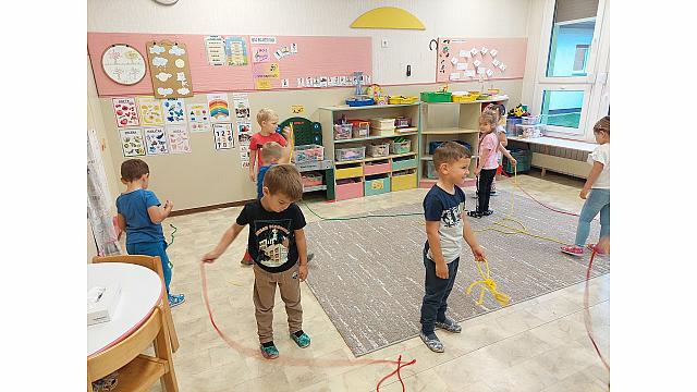 vadbena s kolebnico (4)