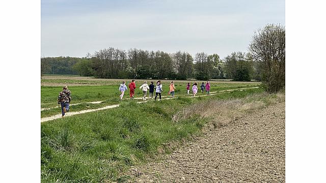 Pohod med polji Raziskovalci (4)