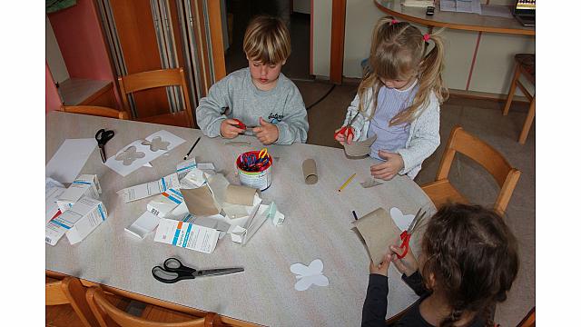 Ustvarjamo iz odpadnega materiala - žoge (3)