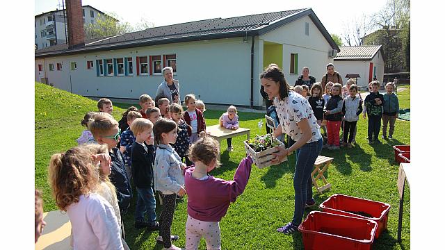 Delavnica VRT z go. Tihano -žoge (2)