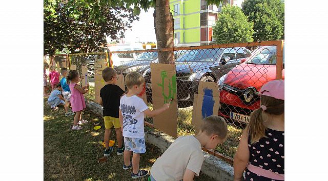 Ustvarjanje z čopiči oddelek B (6)