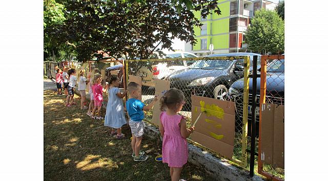 Ustvarjanje z čopiči oddelek B (7)