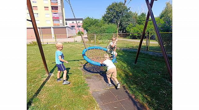 dopoldan na igrišču (5)