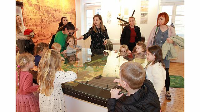 Pravljična urica v knjižnici Ljutomer (11)