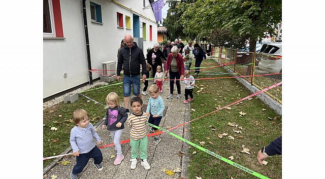 Gibalno dopoldne z babicami in dedki (3)