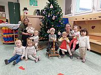 Krašenje jelke - mavrice (1)