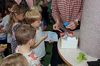 Sadno zelenjavni dan (raziskovalci, mehurčki, žoge) (15)