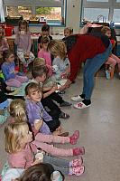 Priprava mlečnih namazov z Nado (raziskovalci, mehurčki, žoge) (10)