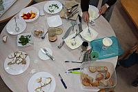 Priprava mlečnih namazov z Nado (raziskovalci, mehurčki, žoge) (12)