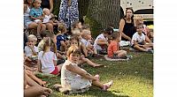 gledališka predstava pod hrasti (2)