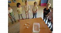 Eksperimentiranje z vodo (26)