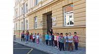 pohod do OŠIC v gozd Muzikanti, Veseli otroci (1)